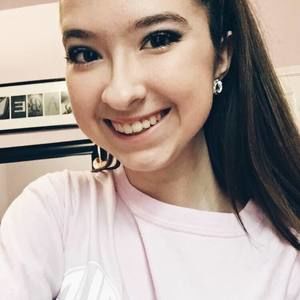 Meet your Posher, Isabelle